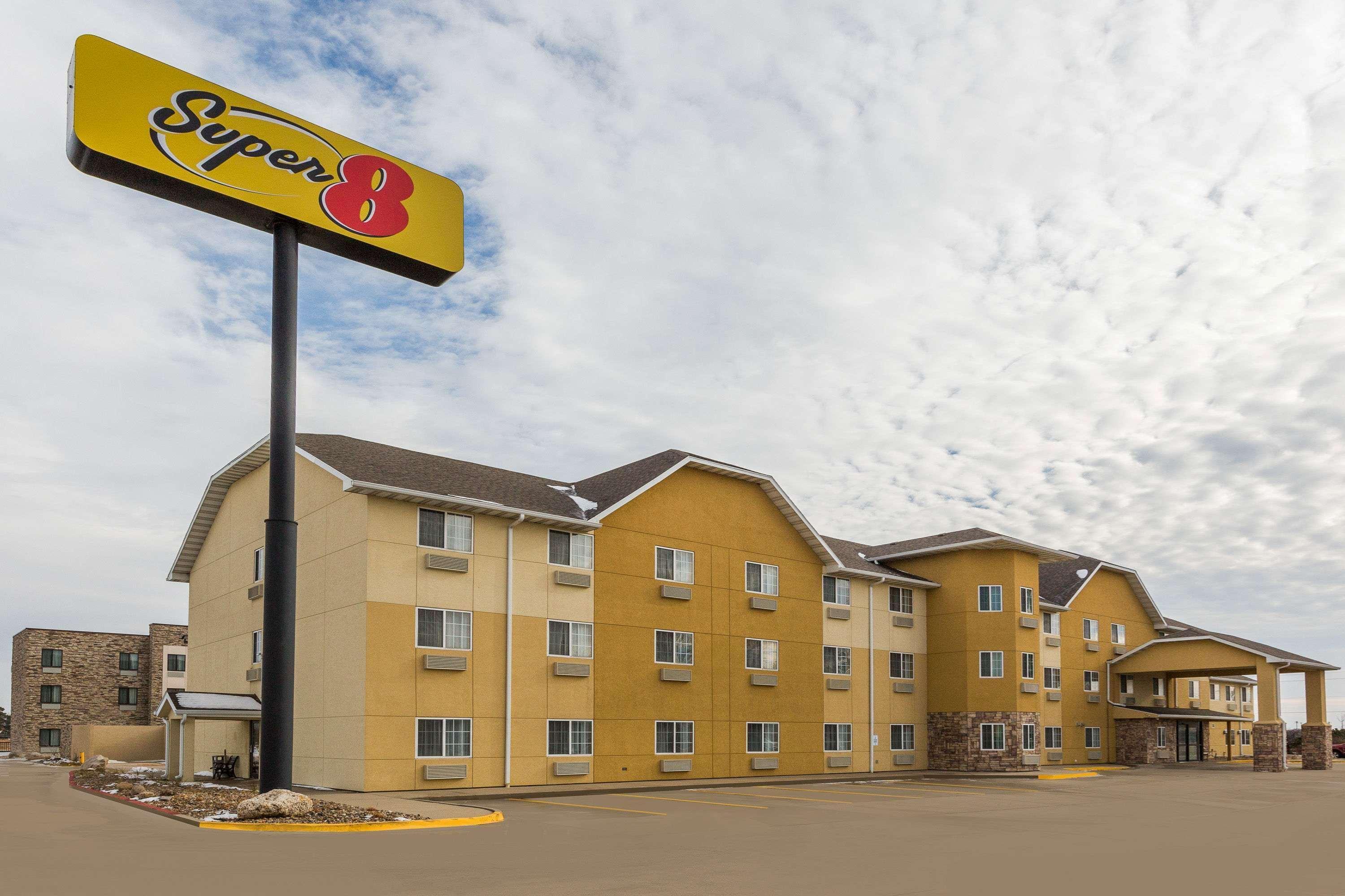 Hotel Super 8 By Wyndham Altoona Exterior foto